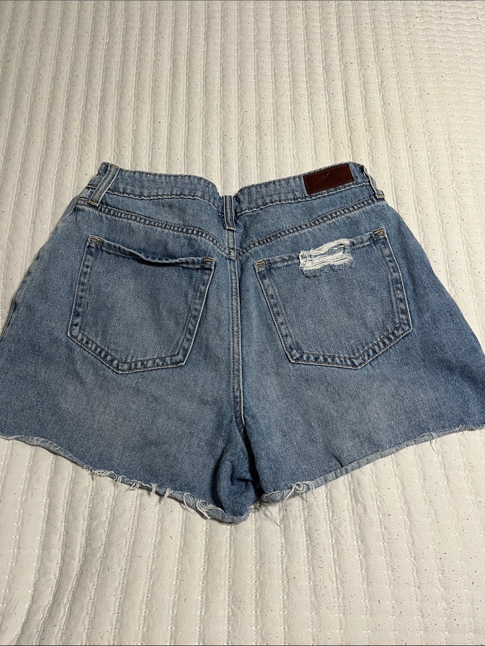 Hollister Light Wash Distressed Denim Cutoff Shorts - Picture 3 of 3
